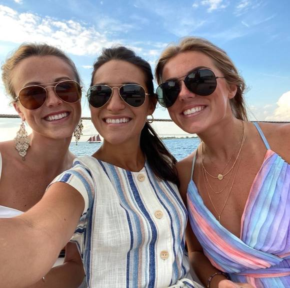 Meet your Posher, Lily - Picture 1 of 1